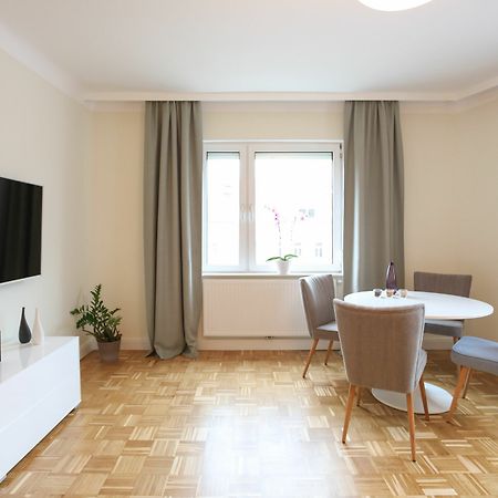 Green Mango City Condo Відень Екстер'єр фото
