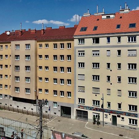 Green Mango City Condo Відень Екстер'єр фото